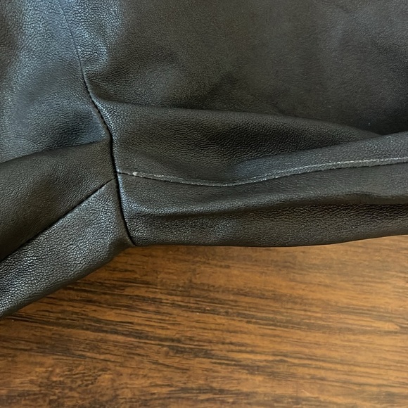Lamarque  Leather Leggings SZ Small - Picture 7 of 12
